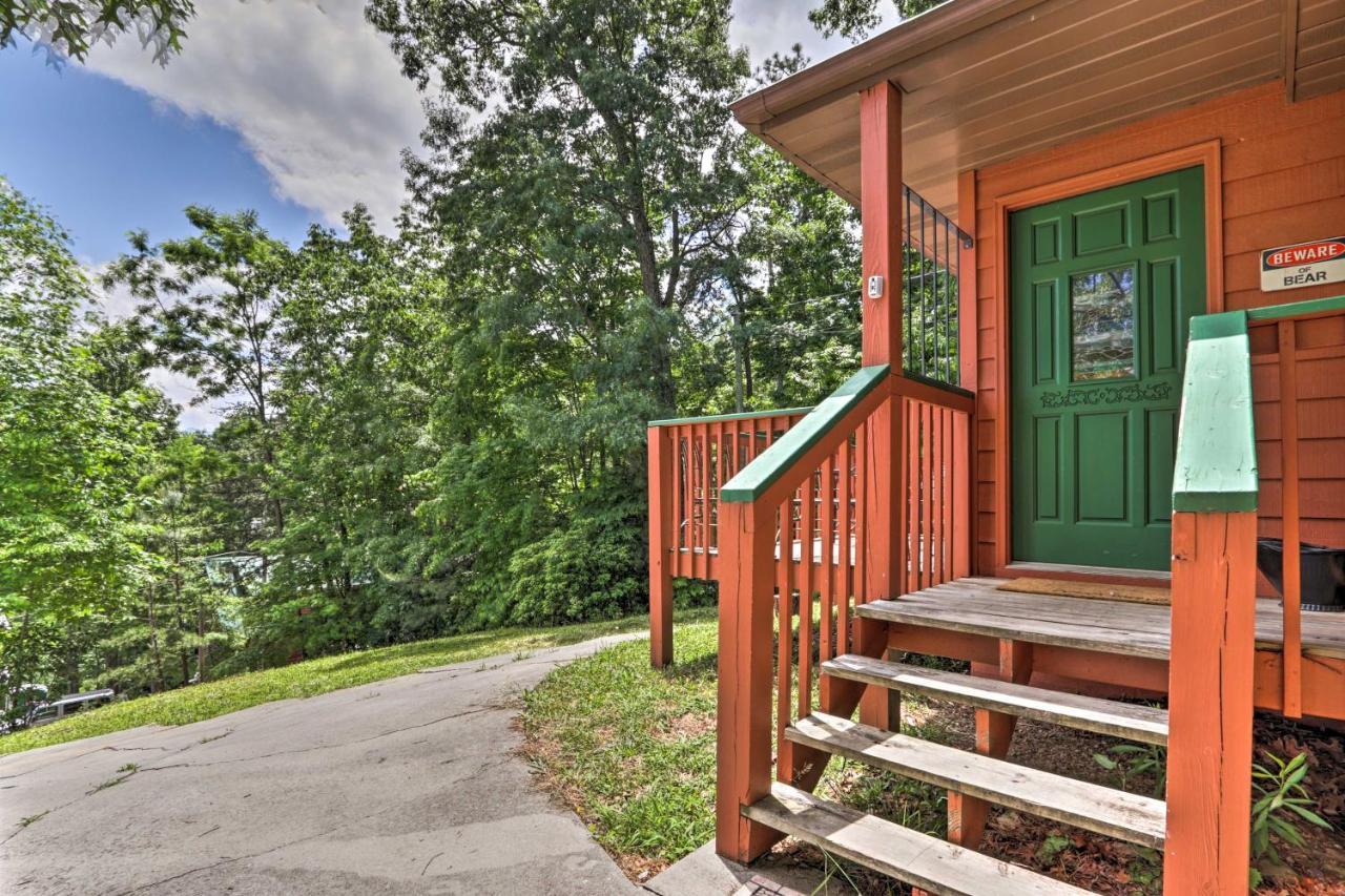 Gatlinburg Chalet Hot Tub, Sauna And Mountain View Exterior foto
