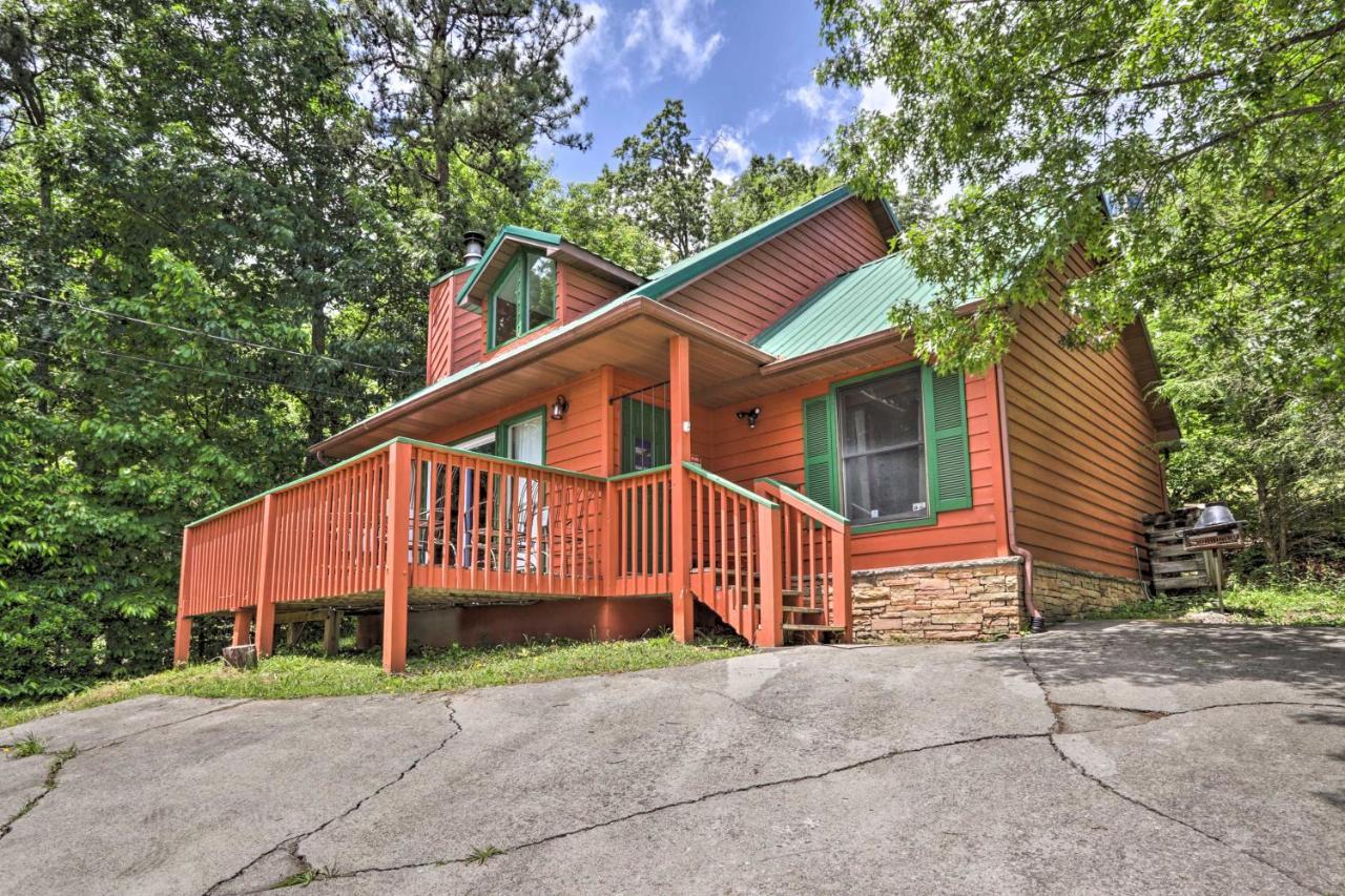 Gatlinburg Chalet Hot Tub, Sauna And Mountain View Exterior foto